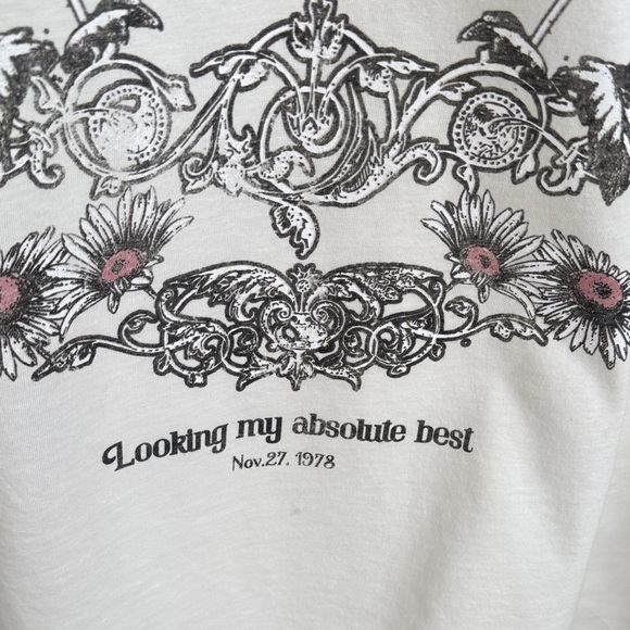 Zara White Graphic Tee with Pink Accents - Picture 4 of 5